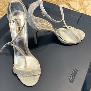 Steve Madden stiletto heels silver glitter 4” heels